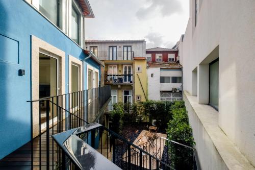 Luxury Style 5 with AC Downtown Porto near Metro