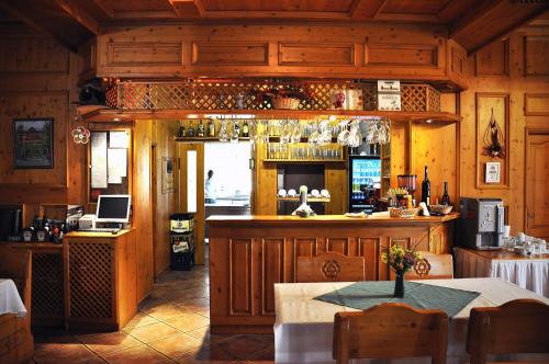 Loungen eller baren på Penzion Diana