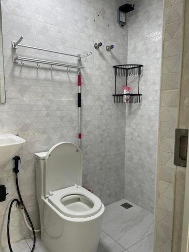 Bilik mandi di Malas Residence