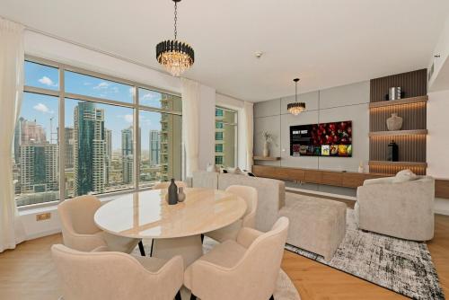Curated High-Floor 2BR Sofa Bed Marina Water View