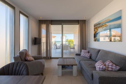 Beachfront Premium 3BDR Terraza y piscina Javea