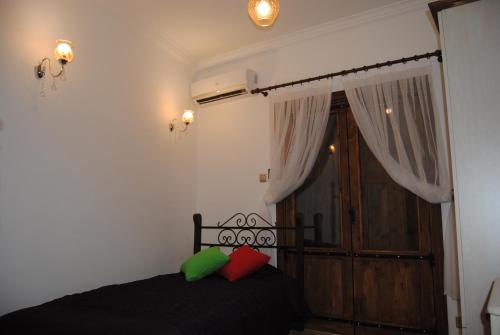 Imagen de la galería de Doga Apartment, en Famagusta
