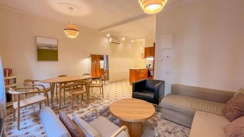 "El Relevo" - Maison Piñata Apartment