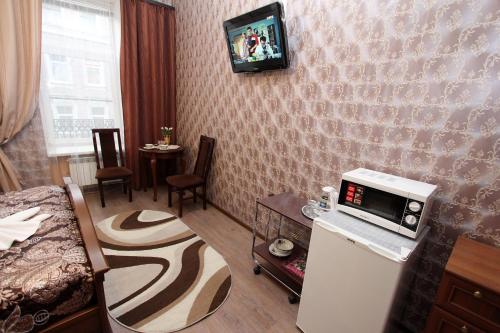 Kuhinja ili čajna kuhinja u objektu Guest House Geralda on Nevskiy