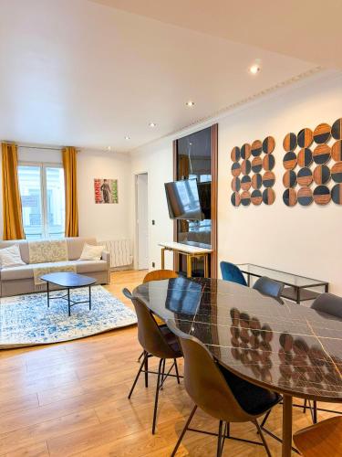 Urban Flat 104 - 4 Bedroom Flat Opera