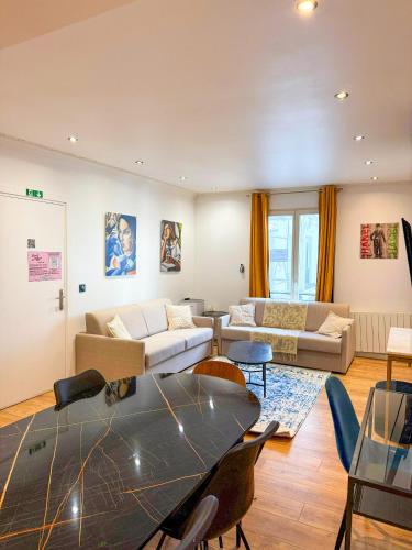 Urban Flat 104 - 4 Bedroom Flat Opera