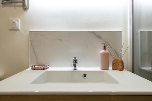 303 Chanzy - Suite Eden - T1 Chic & Spacieux