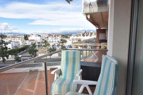RNET - Apartment Roses Les Marines GREGAL