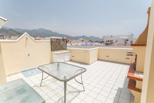 Canovas Nerja - Plaza del Olvido