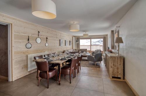 Chalet Fraidieu by Les Etincelles
