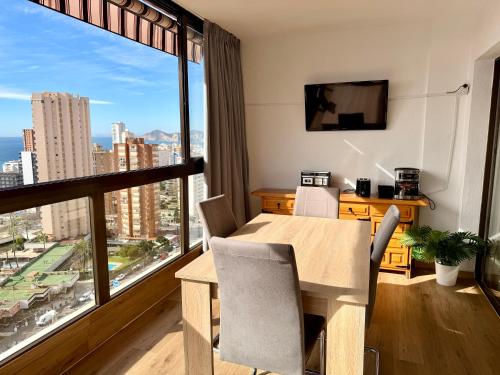 Spacious 2-bedroom & 2-bathroom Apartment at Gemelos 2