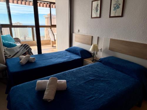 Spacious 2-bedroom & 2-bathroom Apartment at Gemelos 2