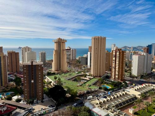 Spacious 2-bedroom & 2-bathroom Apartment at Gemelos 2