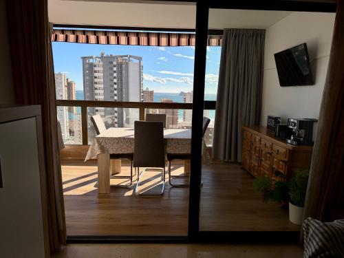 Spacious 2-bedroom & 2-bathroom Apartment at Gemelos 2