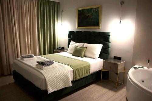 VIP Suite 107 - Castle De Paris