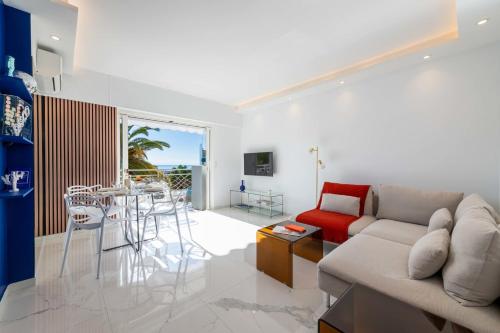 2-Br Sea-View Apartment Residence with Swimming Pool Cannes