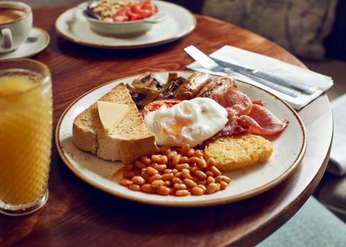 The Royal Inn by Chef & Brewer Collection photo 81