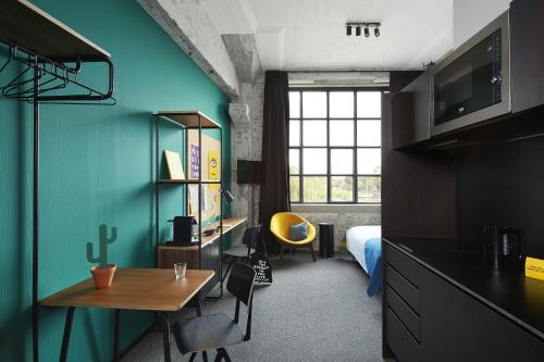 Foto The Social Hub Maastricht Extended Stay 3