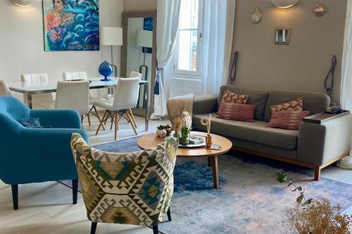Cozystay 1825 Luxury Duplex on Rue dAntibes