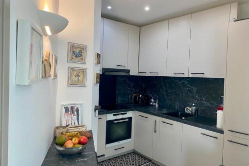 Cozystay 1825 Luxury Duplex on Rue dAntibes