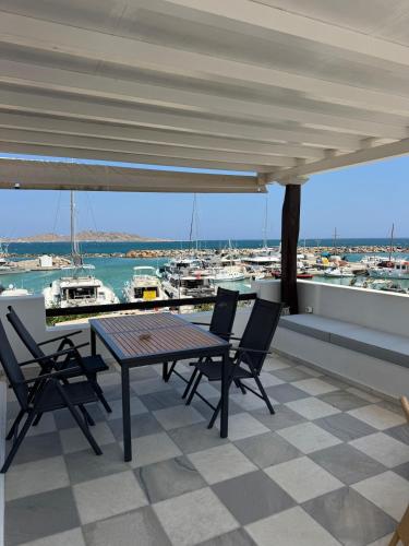 Portside Paradise