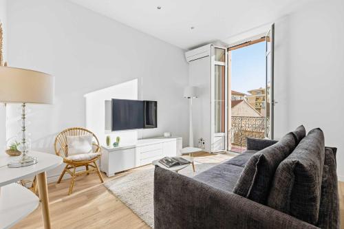 Le Rosy - Apartment in Central Cannes Balcony