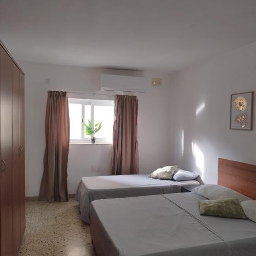 Central Townhouse St Julian's