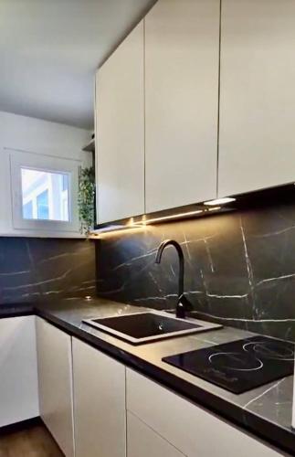 Beautiful, brand new apartment in the center