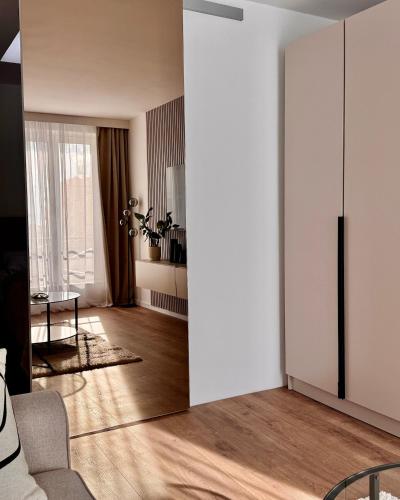 Beautiful, brand new apartment in the center