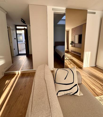 Beautiful, brand new apartment in the center