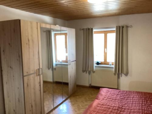Gallery image of Gemütliche Ferienwohnung mit Garten in Zenting in Zenting