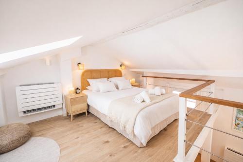 Les Palmiers, Antibes Center, Walk to Beach, AC, WiFi