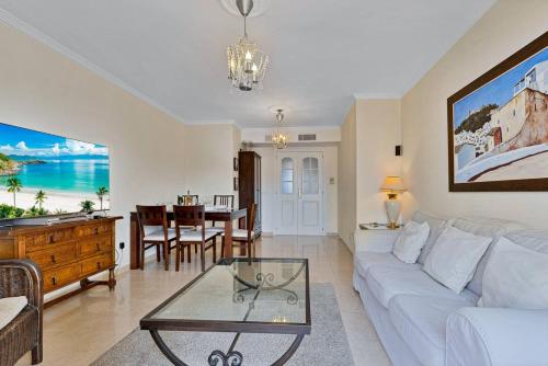 Lovely penthouse in Los Pacos