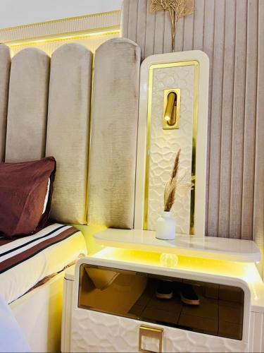 Ruang duduk di Authentik Guest 2
