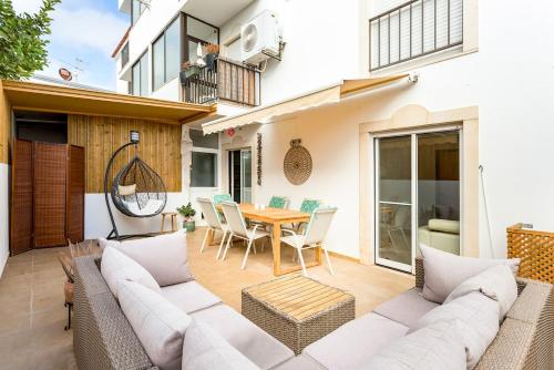 The Happy Terrace Tavira - City Center - by Homesbyfc