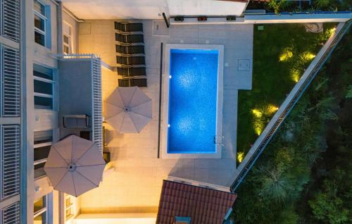 Stunning Apartment In Split