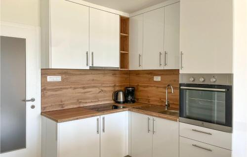 Stunning Apartment In Split