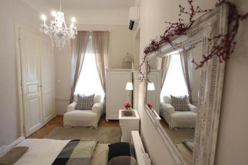 Charming flat by the Basilica
