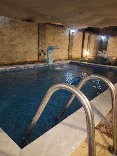 المعموره الشاطئ فيلا خاصه بحديقه خاصه وحمام سباحه خاص