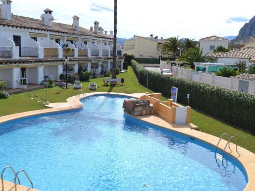 Adosado cómodo en zona tranquila - ES-373-55