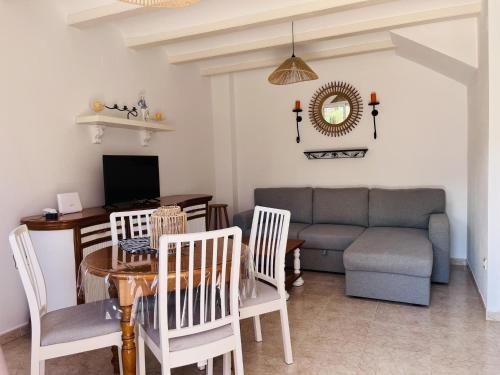 Encantador Adosado en Denia - Ideal para Vacaciones - ES-373-37