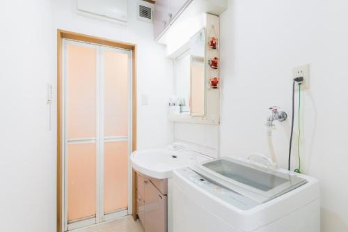Mirai is a 7-minute walk from Kyoto station and is a detached house