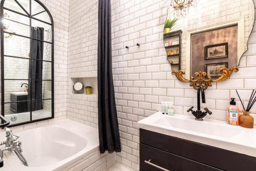 GuestReady - Artisan Style Stay in Paris' Heart