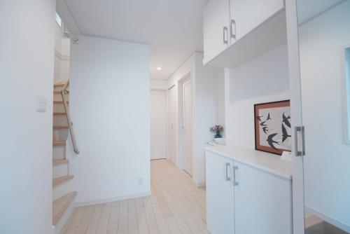 Dorothy Inn Spacious 4LDK New Build 97sqm Up to 10 Guests Free Private Parking Near JR Higashi Jujo Station 3 Minute Walk