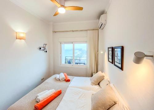 Skol 536 - Great One Bed Apartment with Wonderful Sea View.