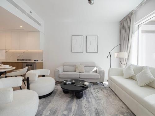 La Vie Seaside with Beach Access