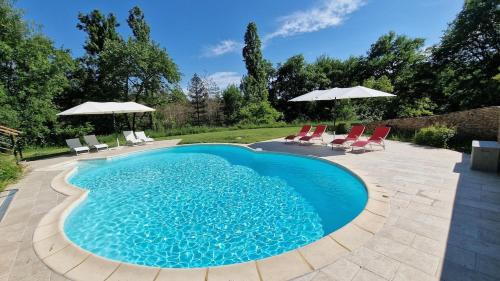 4 Star Gascon Retreat with Pool and Tennis court