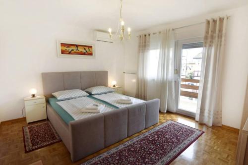 Bright apartment in Umag