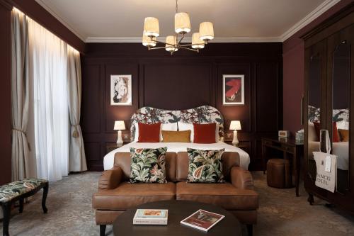 Francis Hotel Bath — Bedroom
