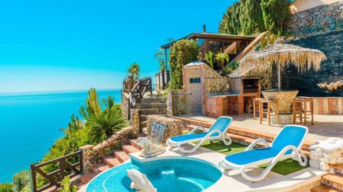 Casa Ventanas al Mediterraneo Nerja by Ruralidays